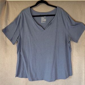 Terra & Sky Slate Blue Short Sleeve Tee. Excellent Condition.